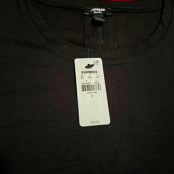 NWT Express Supersoft Relaxed Crew Neck Tee - Picture 5 of 6